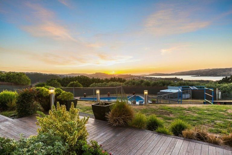 Photo of property in 75b Paremata Haywards Road, Pauatahanui, Porirua, 5381