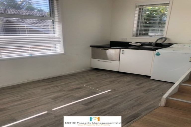 Photo of property in 14 Ellison Place, Pakuranga Heights, Auckland, 2010