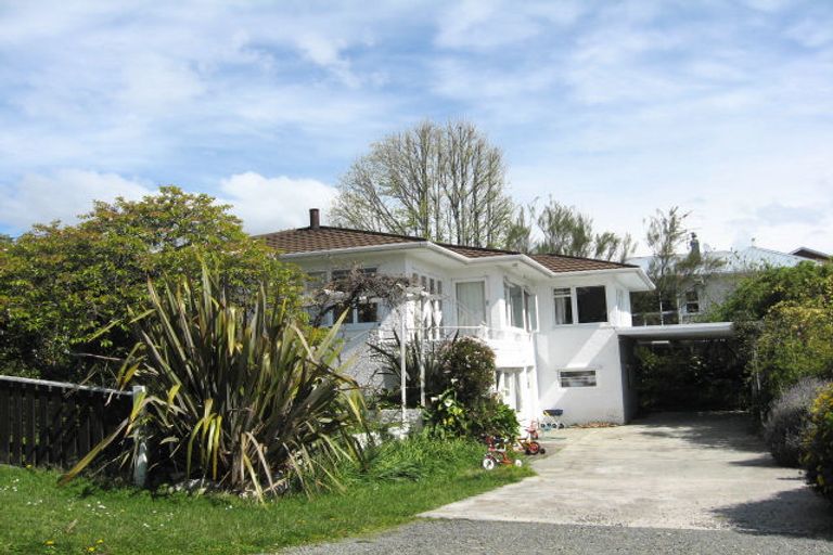 Photo of property in 32 Maitland Avenue, Stoke, Nelson, 7011