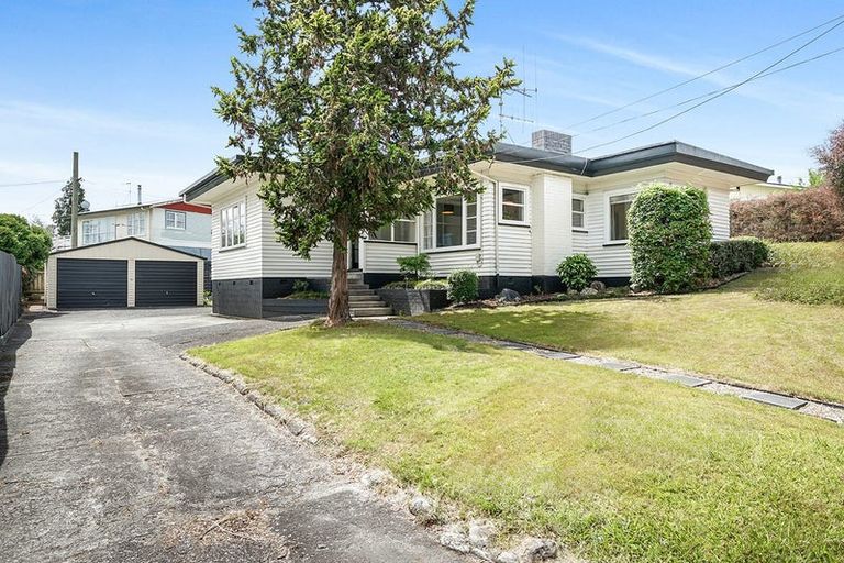 Photo of property in 51 Sillary Street, Hamilton East, Hamilton, 3216