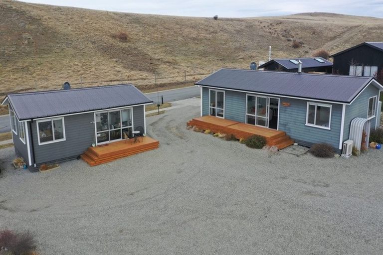 Photo of property in 33 Mistake Drive, Lake Tekapo, 7999