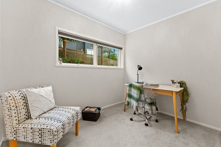 Photo of property in 94 Glencoe Road, Browns Bay, Auckland, 0630