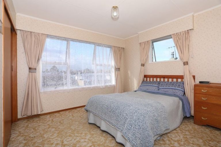 Photo of property in 22 Dewe Avenue, Feilding, 4702