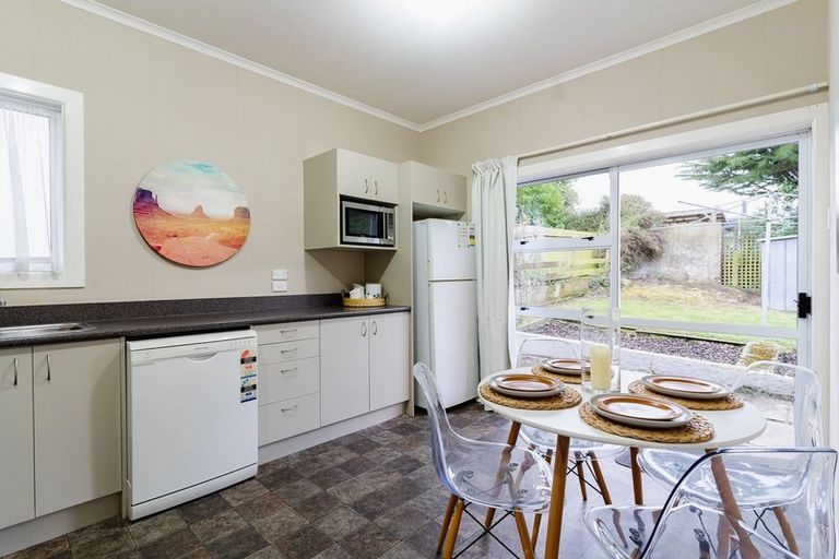 Photo of property in 11 Wills Street, Balaclava, Dunedin, 9011