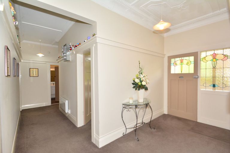 Photo of property in 8 Pretoria Avenue, Saint Clair, Dunedin, 9012