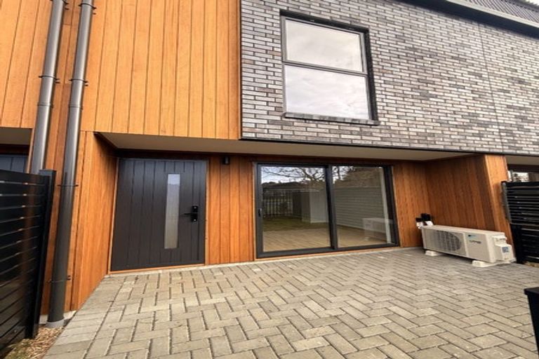 Photo of property in 4/1 Scott Road, Hobsonville, Auckland, 0616