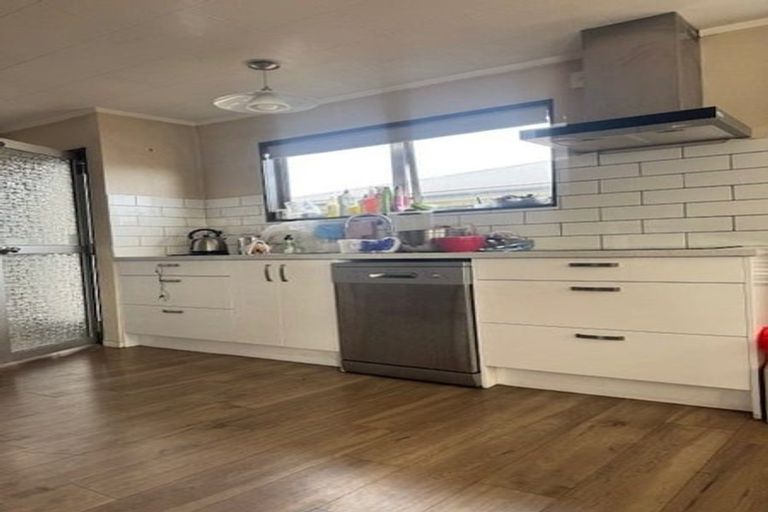 Photo of property in 132a Guppy Road, Taradale, Napier, 4112