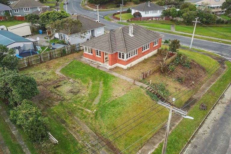 Photo of property in 2 Chew Place, Ranui, Porirua, 5024