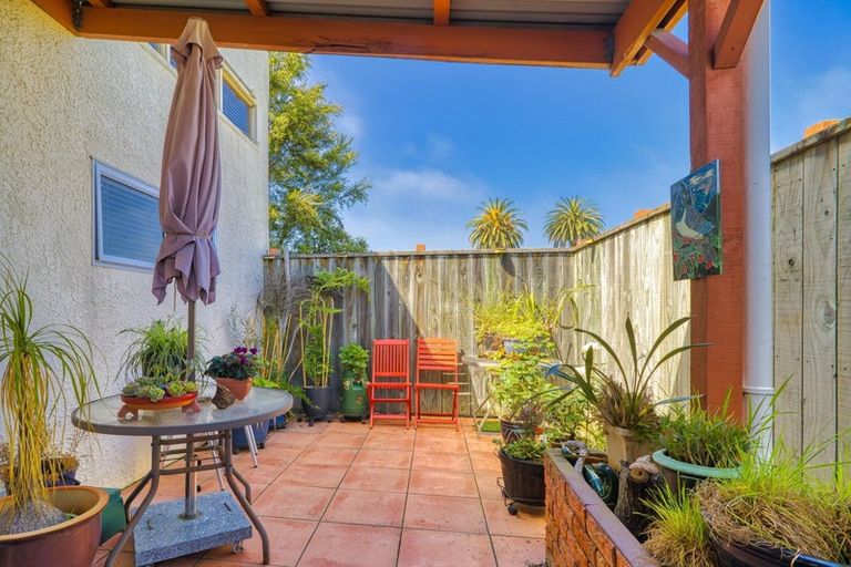 Photo of property in 2c Creagh Street, Te Awa, Napier, 4110