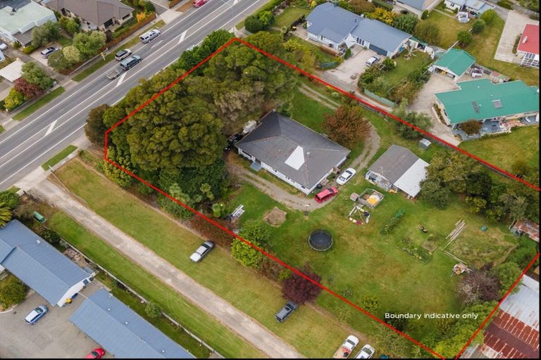 Photo of property in 440 High Street, Motueka, 7120