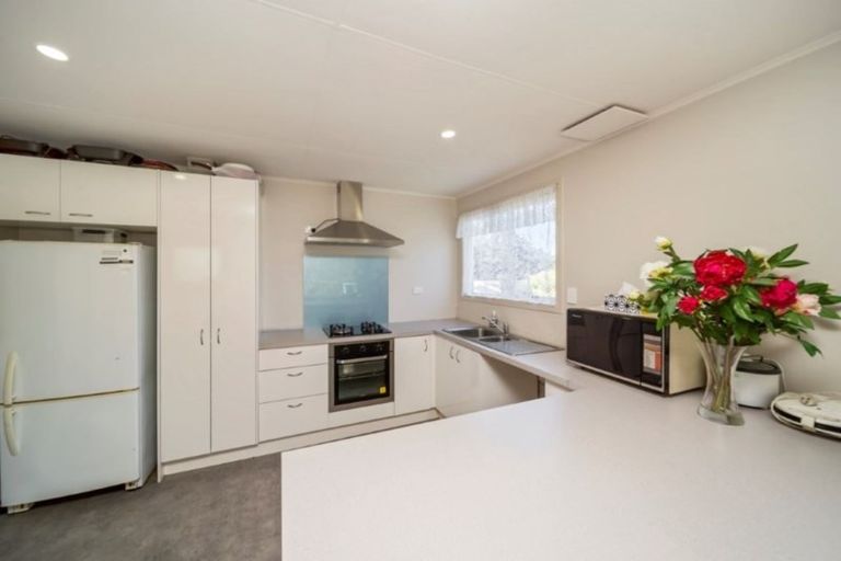 Photo of property in 25 Tavistock Street, Westown, New Plymouth, 4310