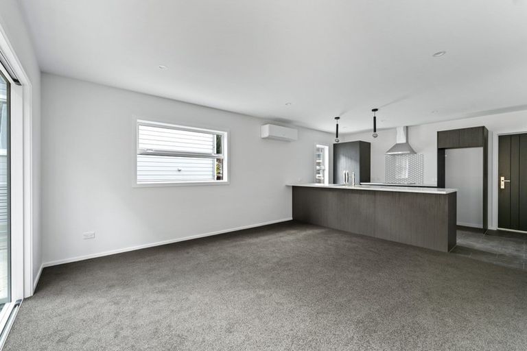 Photo of property in 394 Kaikorai Valley Road, Bradford, Dunedin, 9011