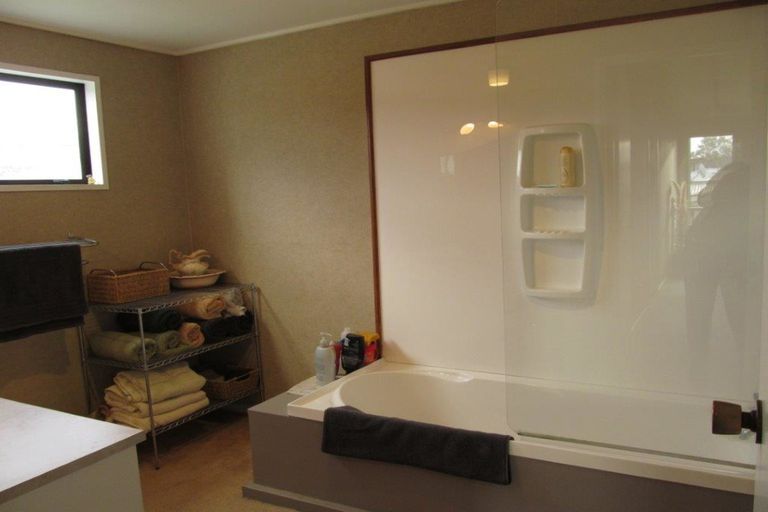 Photo of property in 60 Brandon Street, Alexandra, 9320