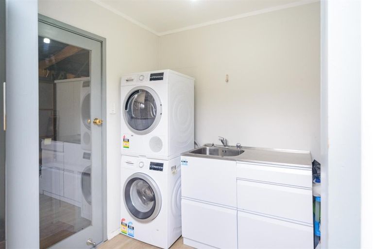 Photo of property in 128 High Street, Bulls, 4818