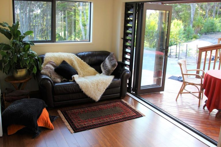 Photo of property in 30 Maire Road, Orewa, 0931