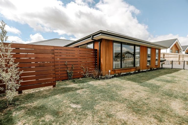 Photo of property in 43 Katania Heights, Brightwater, 7022