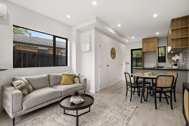 Photo of property in 3/39 Brandon Road, Glen Eden, Auckland, 0602