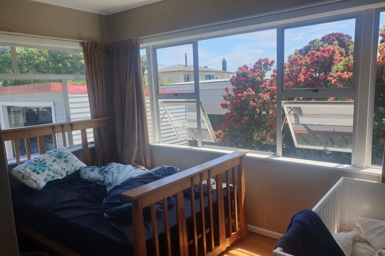 Photo of property in 2 Warburton Street, Karoro, Greymouth, 7805