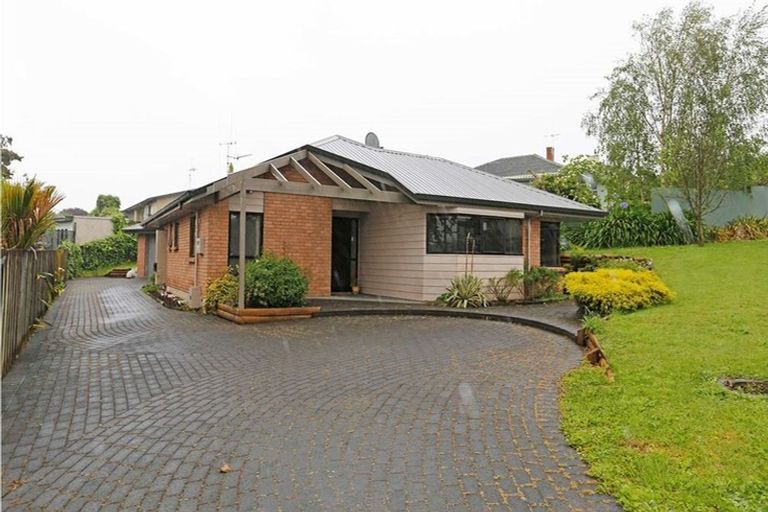 Photo of property in 22 Johnsview Terrace, Hillcrest, Hamilton, 3216