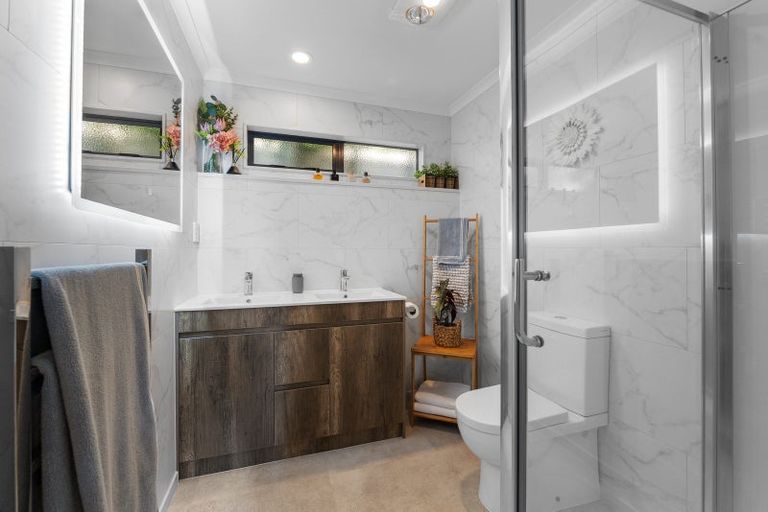 Photo of property in 190 Welcome Bay Road, Welcome Bay, Tauranga, 3112