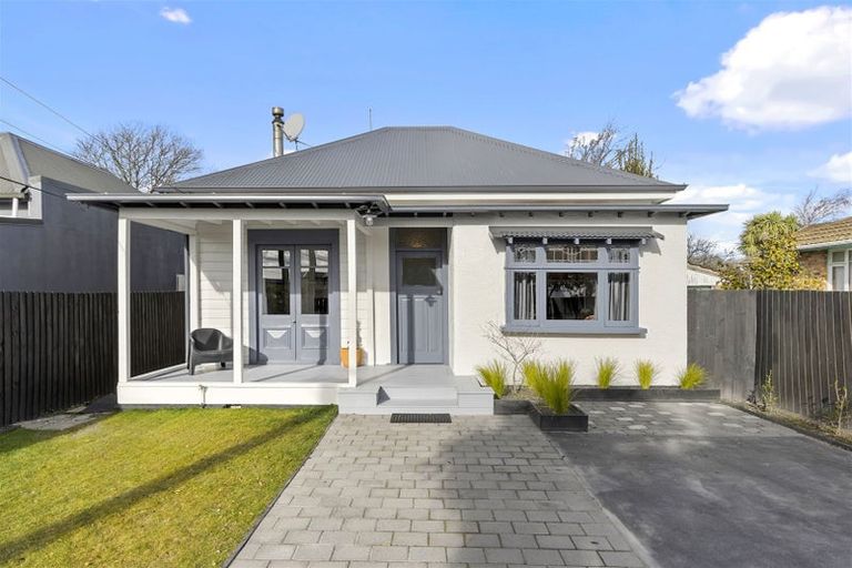 Photo of property in 172 Olliviers Road, Phillipstown, Christchurch, 8011