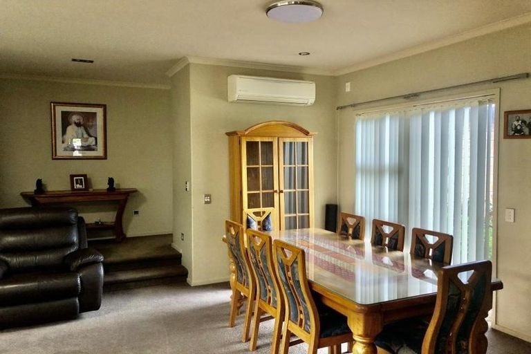 Photo of property in 2 Somerton Drive, Huntington, Hamilton, 3210