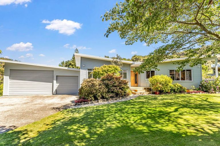 Photo of property in 93 Tarapatiki Drive, Whitianga, 3510