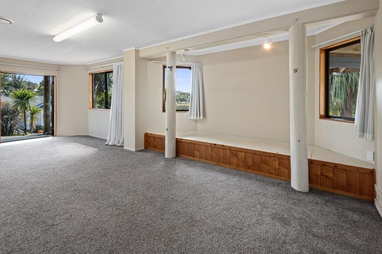 Photo of property in 66 Beach Road, Onerahi, Whangarei, 0110