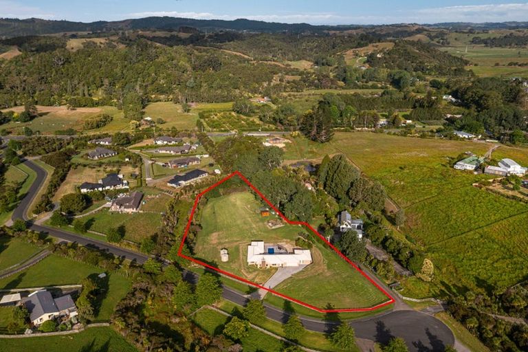 Photo of property in 43 Moses Road, Kaukapakapa, 0873