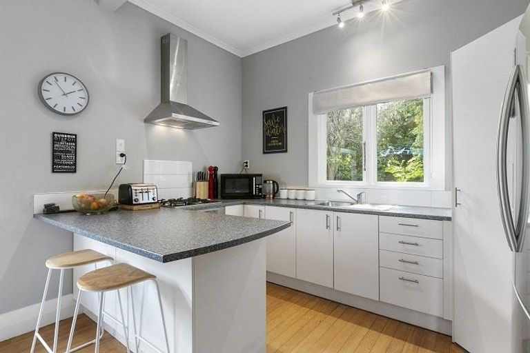 Photo of property in 150 Pine Hill Road, Dalmore, Dunedin, 9010