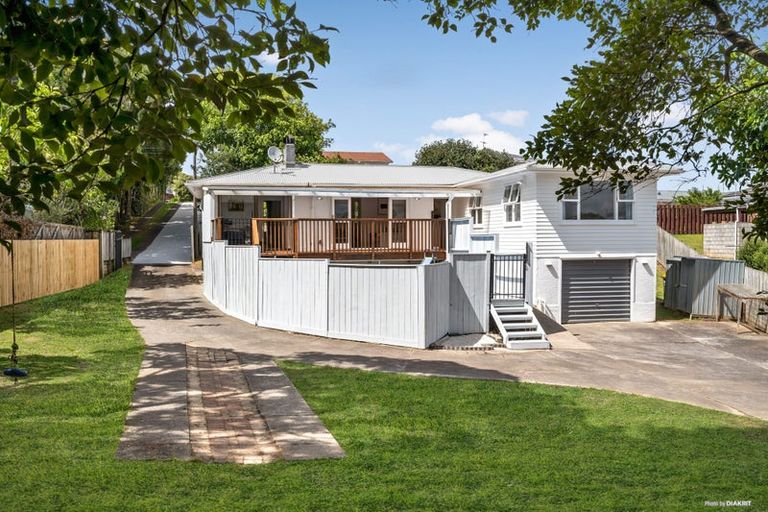 Photo of property in 22 Willoughby Avenue, Howick, Auckland, 2014