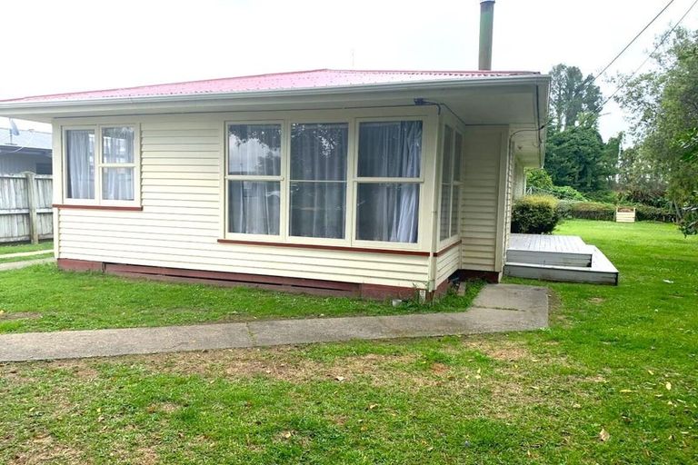 Photo of property in 120 College Road, Edgecumbe, 3120