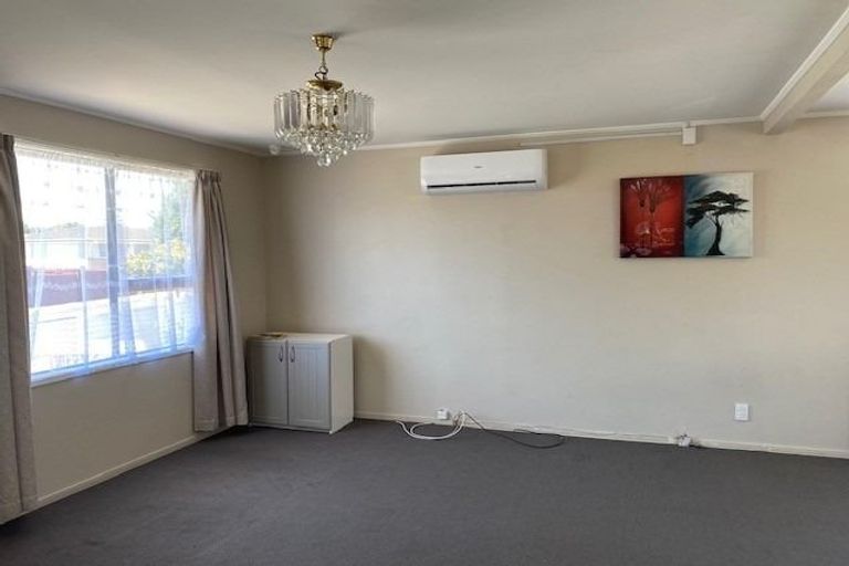 Photo of property in 8 Sidey Avenue, Clover Park, Auckland, 2019
