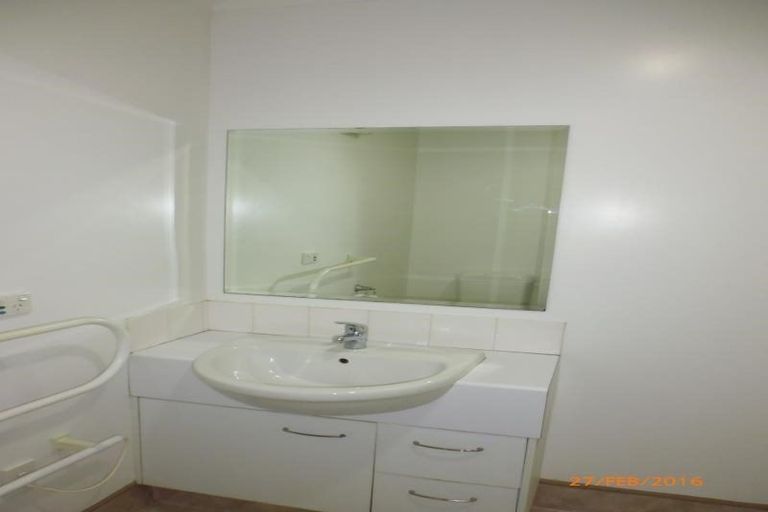 Photo of property in 19 Ballantrae Place, Thorndon, Wellington, 6011