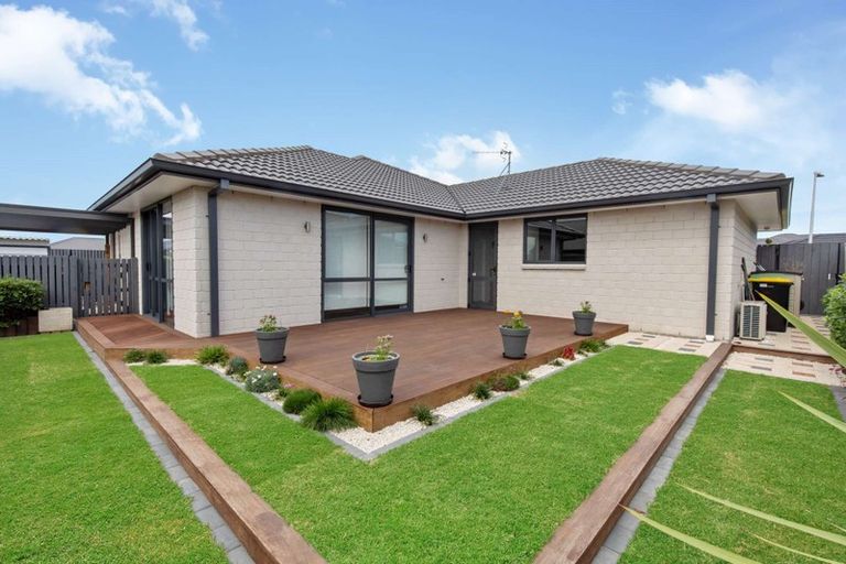 Photo of property in 6 Blacklock Road, Pyes Pa, Tauranga, 3112