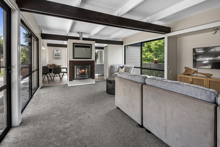 Photo of property in 17 Kowhai Park Road, Maunu, Whangarei, 0110