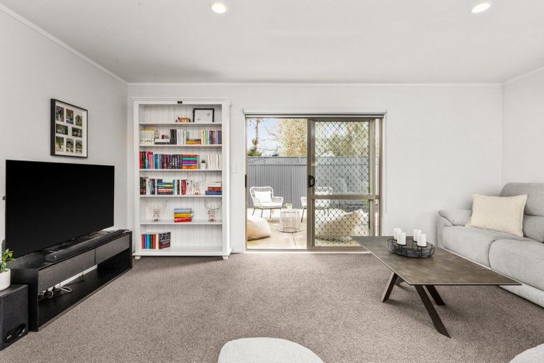 Photo of property in 3/305 Park Road South, Akina, Hastings, 4122