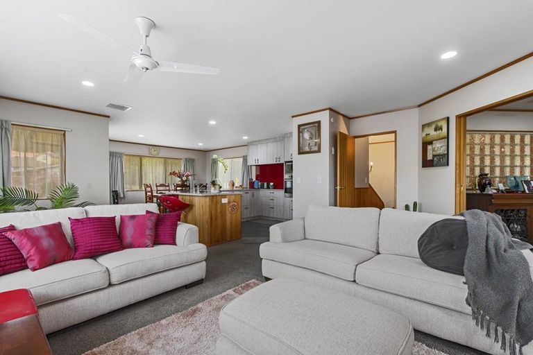 Photo of property in 2 Forest Place, Lynmore, Rotorua, 3010