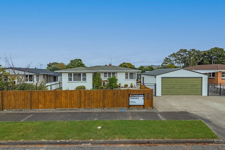 Photo of property in 3 Sutherland Crescent, Westbrook, Palmerston North, 4412
