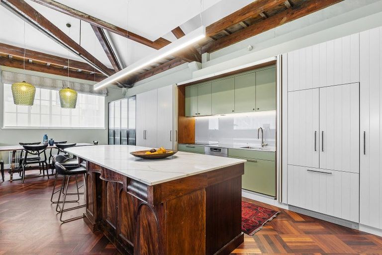 Photo of property in 2/66 Ghuznee Street, Te Aro, Wellington, 6011