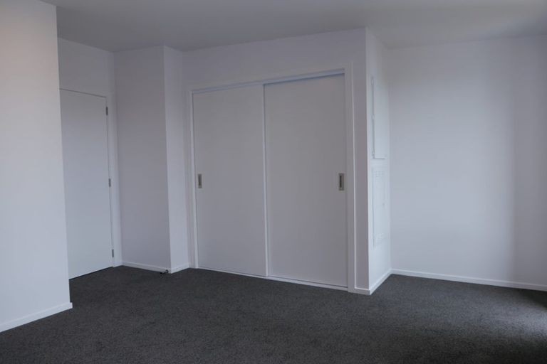 Photo of property in 2 Kamahi Place, Paraparaumu, 5032