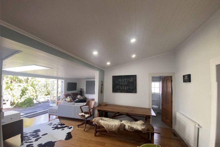 Photo of property in 80 Lake Road, Narrow Neck, Auckland, 0624