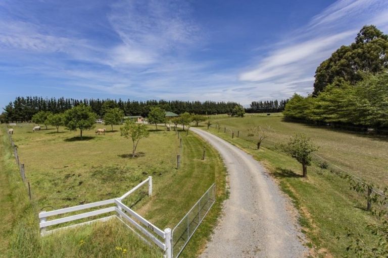 Photo of property in 279 School Road, West Eyreton, Rangiora, 7475