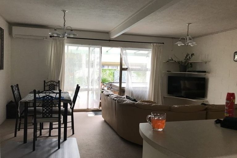 Photo of property in 38 Ashdown Place, Pahurehure, Papakura, 2113