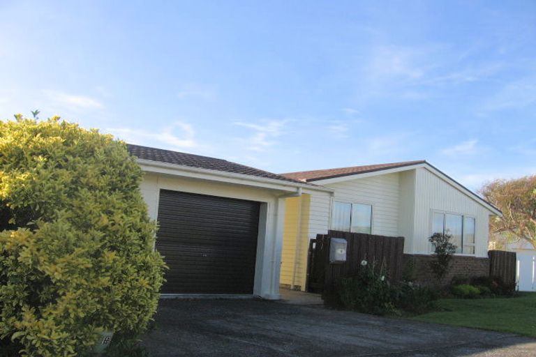 Photo of property in 18 The Quarterdeck, Whitby, Porirua, 5024