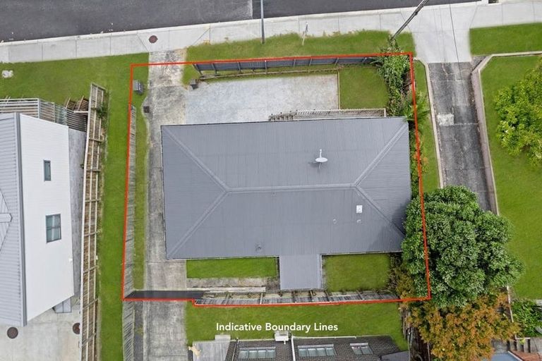 Photo of property in 53a Sylvan Crescent, Te Atatu South, Auckland, 0610