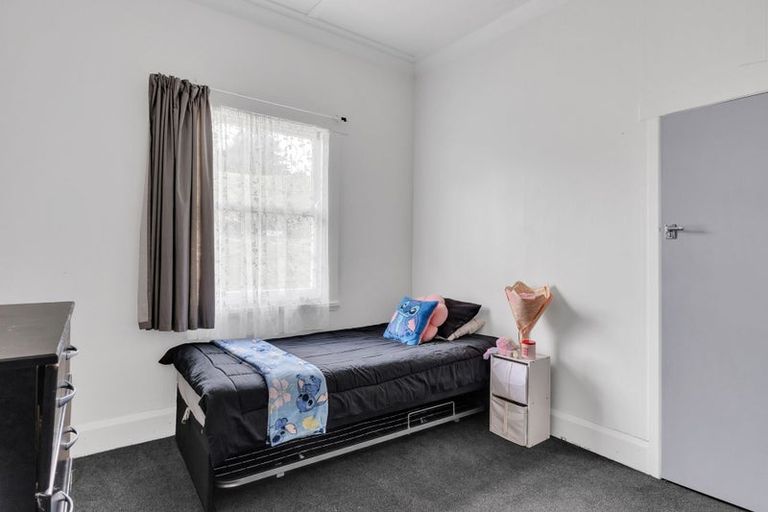 Photo of property in 2 School Road, Tiniroto, Manutuke, 4078