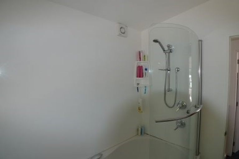 Photo of property in 72 Liardet Street, Vogeltown, Wellington, 6021