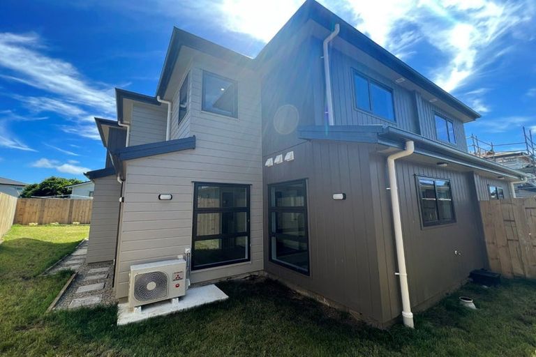 Photo of property in 44d Innismara Avenue, Wattle Downs, Auckland, 2103