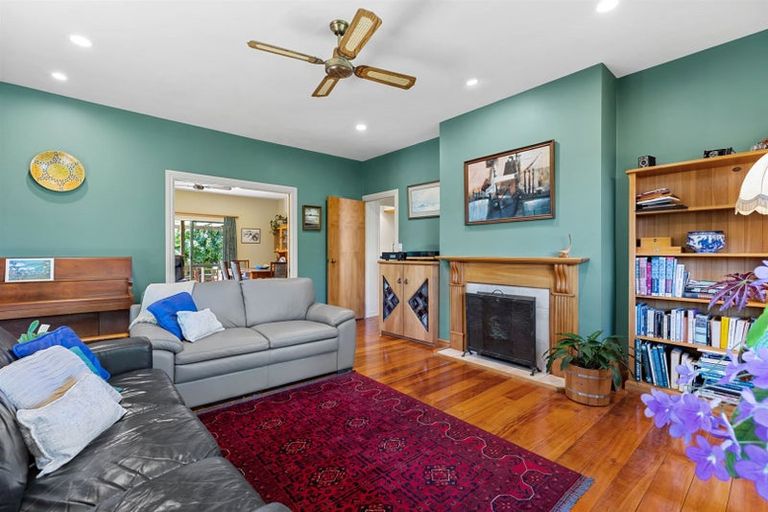 Photo of property in 32 Maesbury Close, Papamoa Beach, Papamoa, 3118